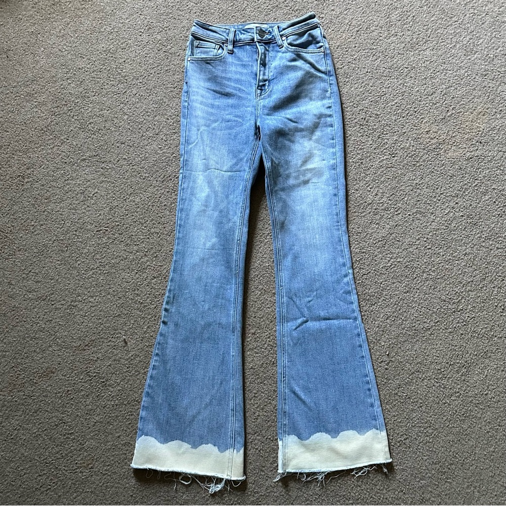 Risen Flare Leg Dipped Bottom Jeans Sz 1/25 RDP5141